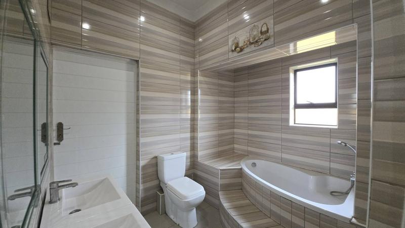 4 Bedroom Property for Sale in Leloko Lifestyle Estate North West